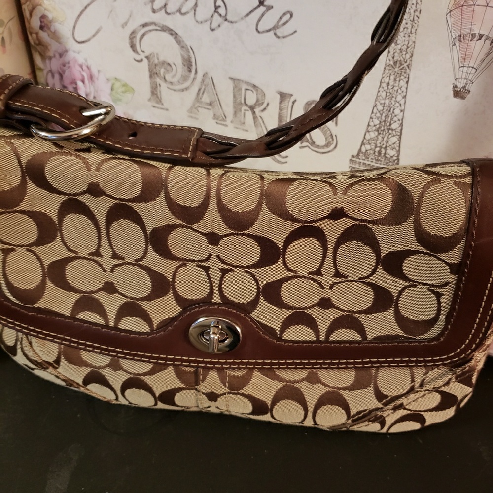 Like  new Coach bag